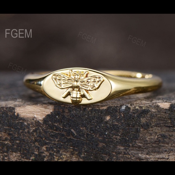 Honey Bee Yellow Agate Golden Ring